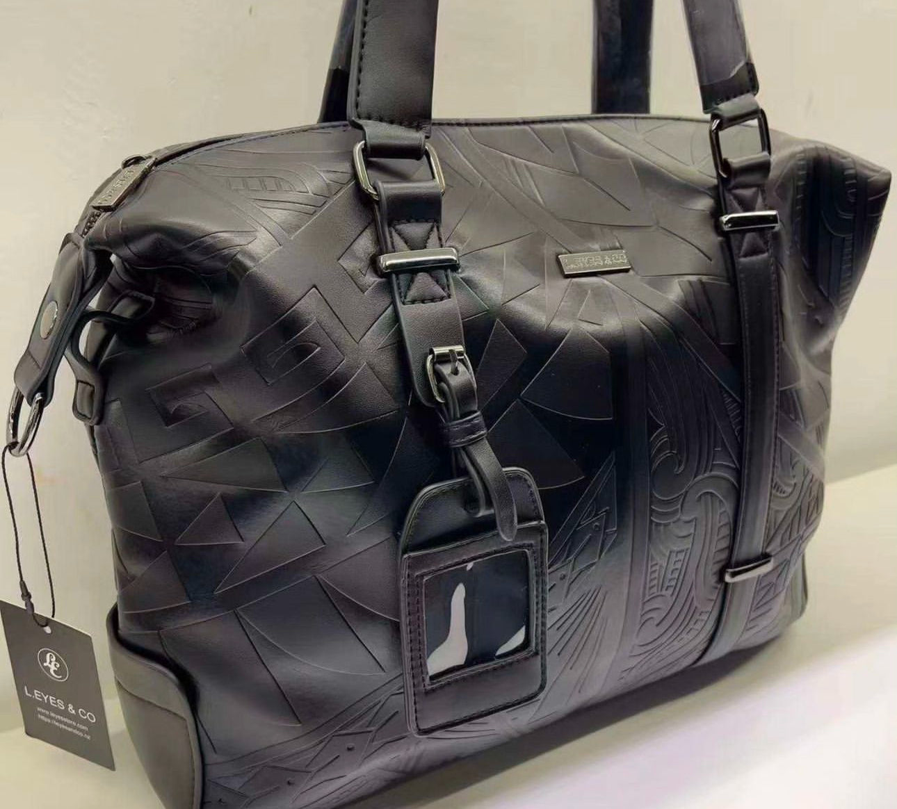 L.Eyes Pacifika Tote Black