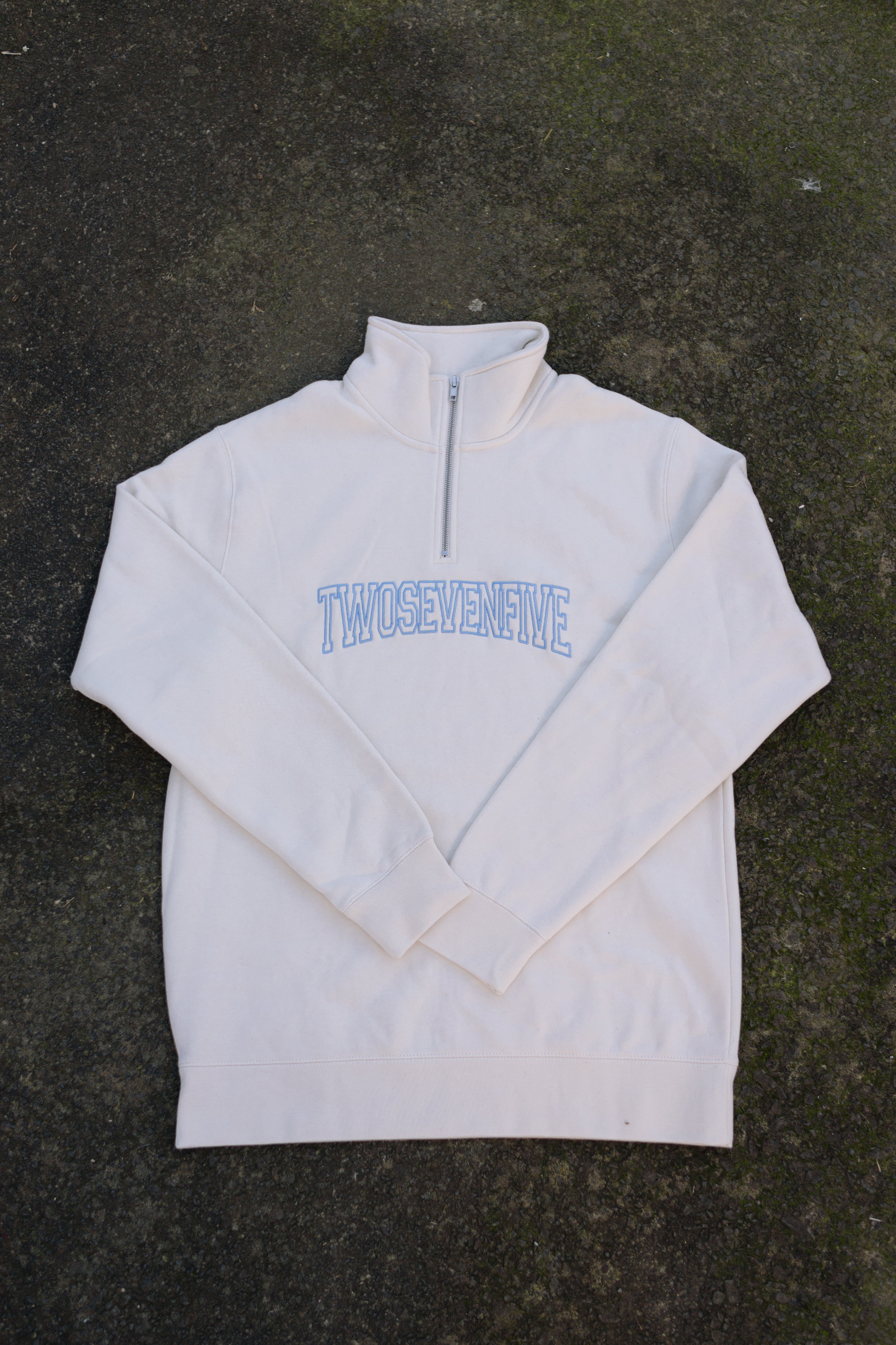 NEW!! Off White/Light Blue Quater Zip