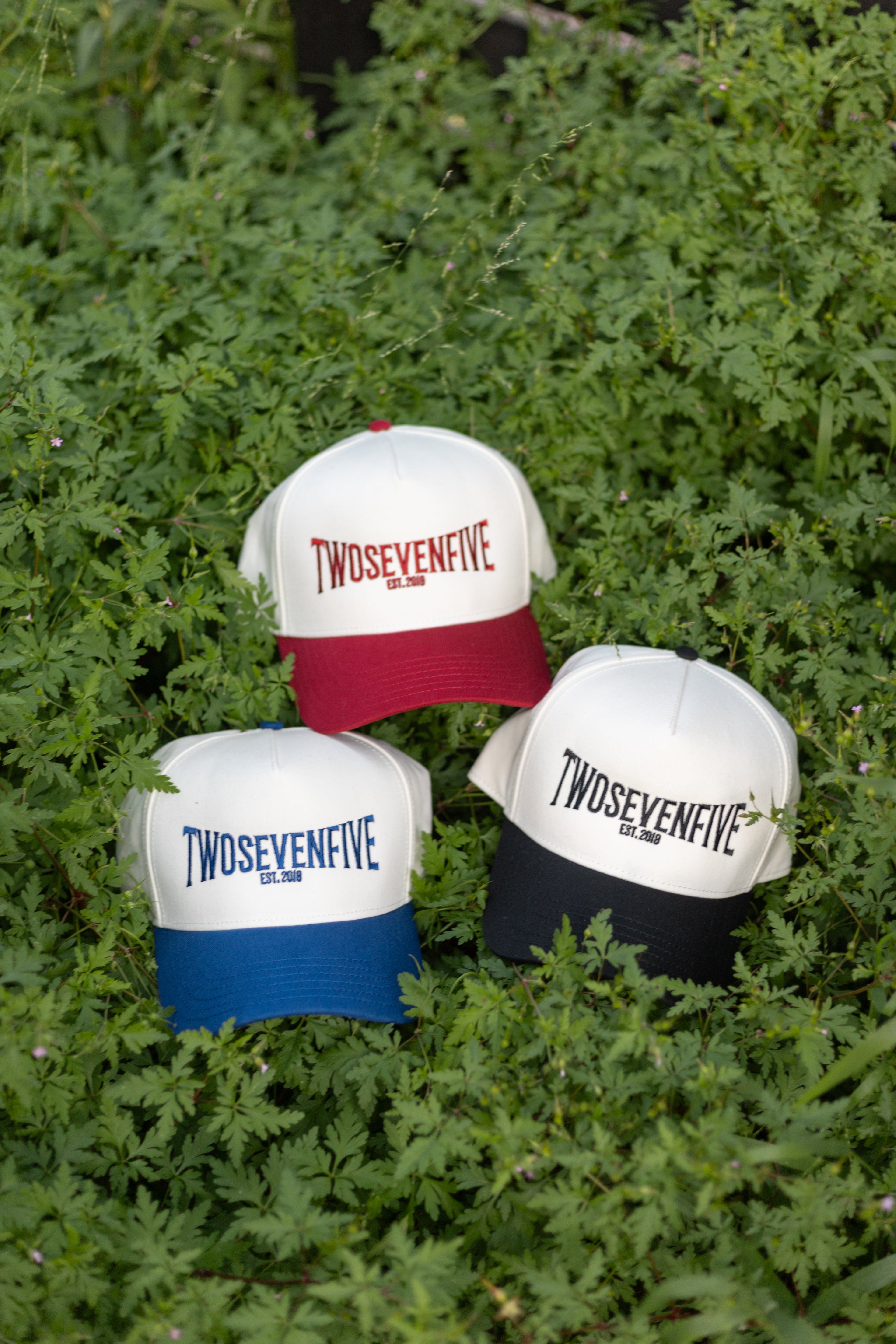 Caps