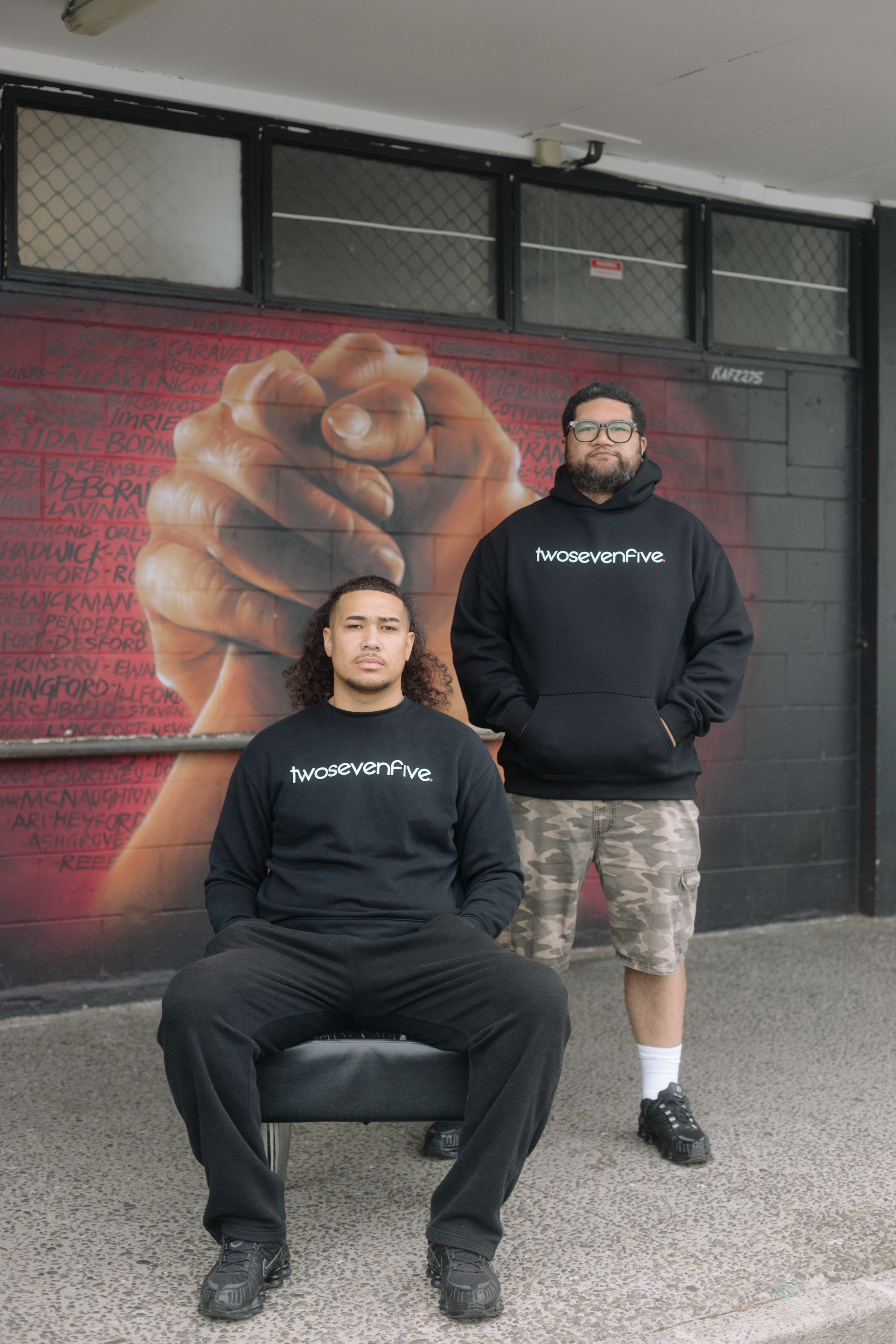 Black O.G Logo Crew Neck