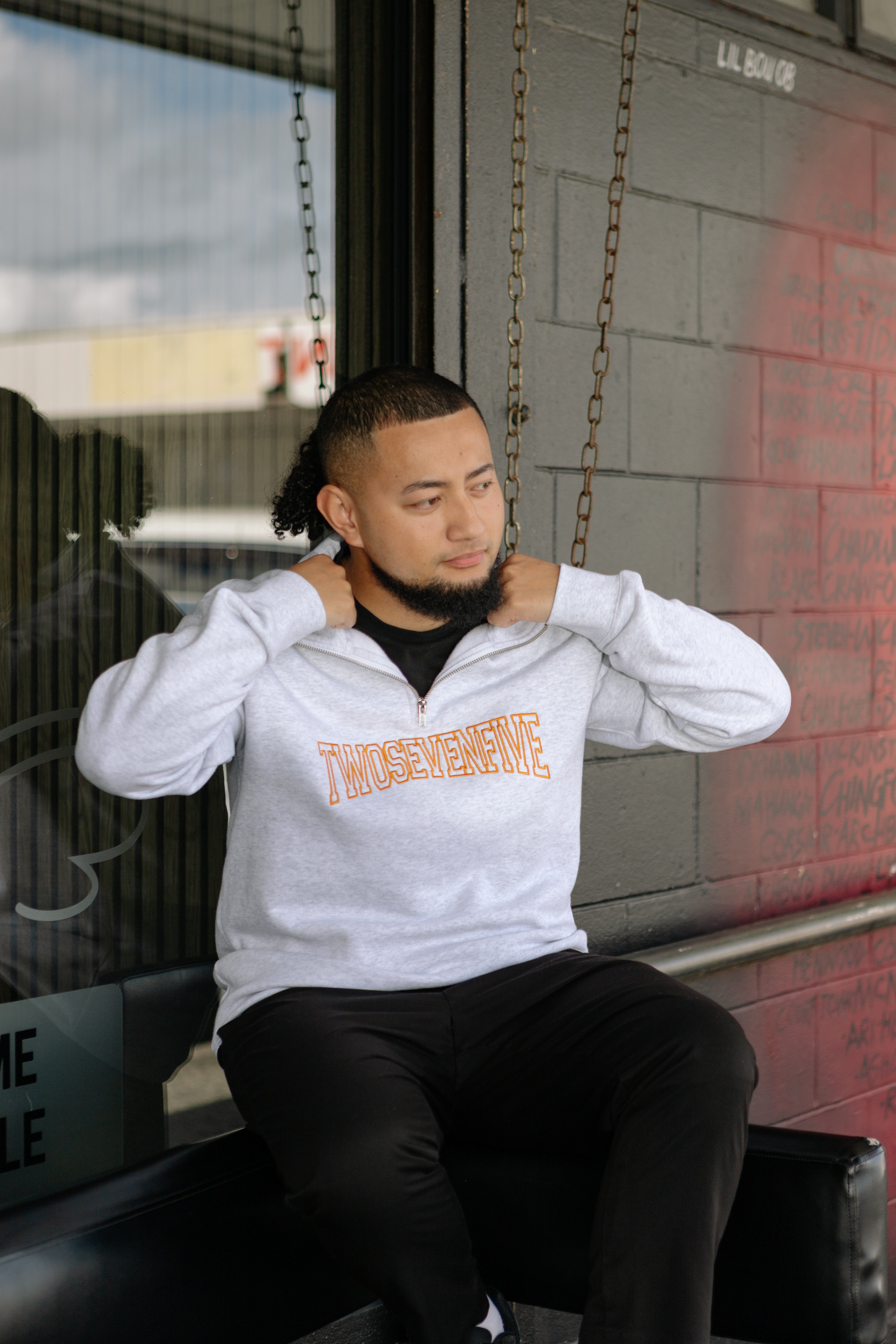 NEW!! Twosevenfive. Vintage Logo Quarter Zip - White Marle/Orange